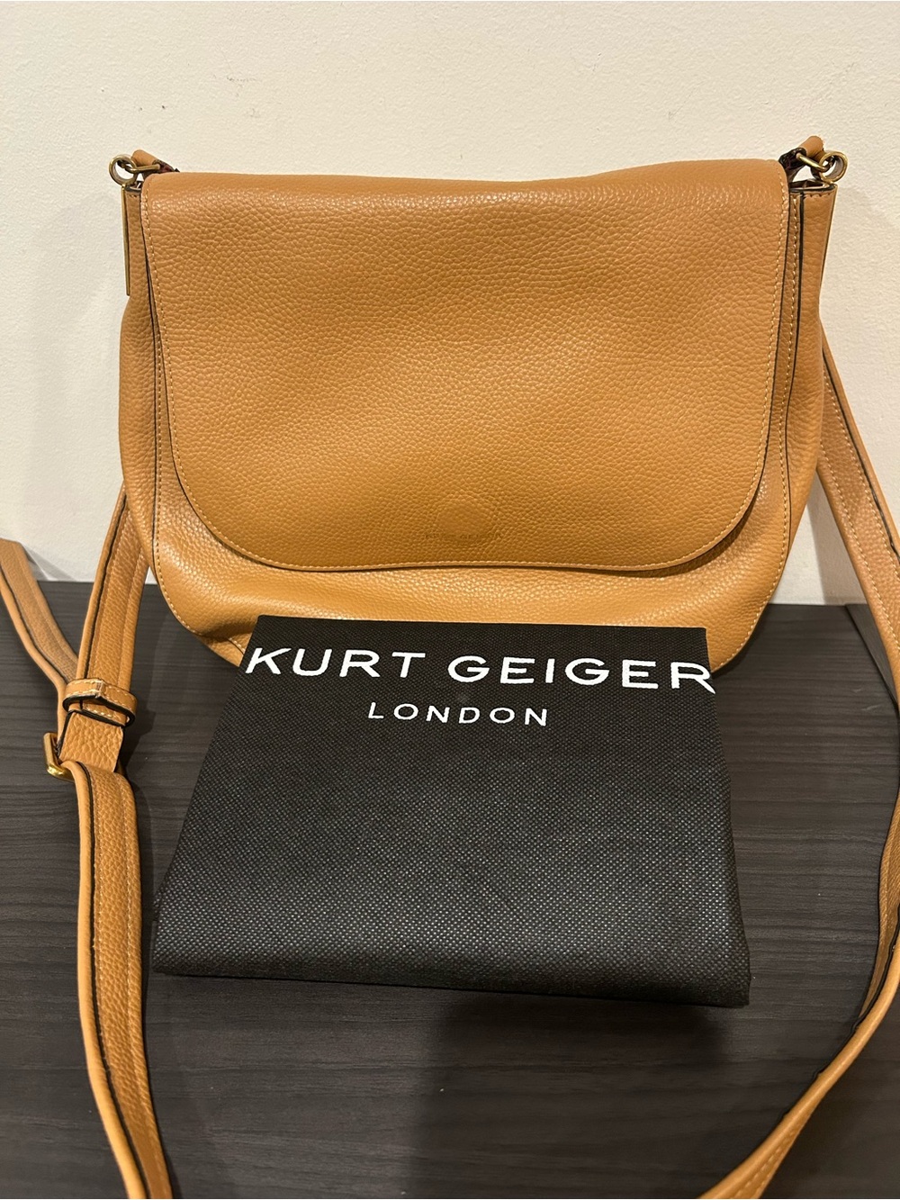 Kurt Geiger London Emma Crossbody Bag in tan leather EUC